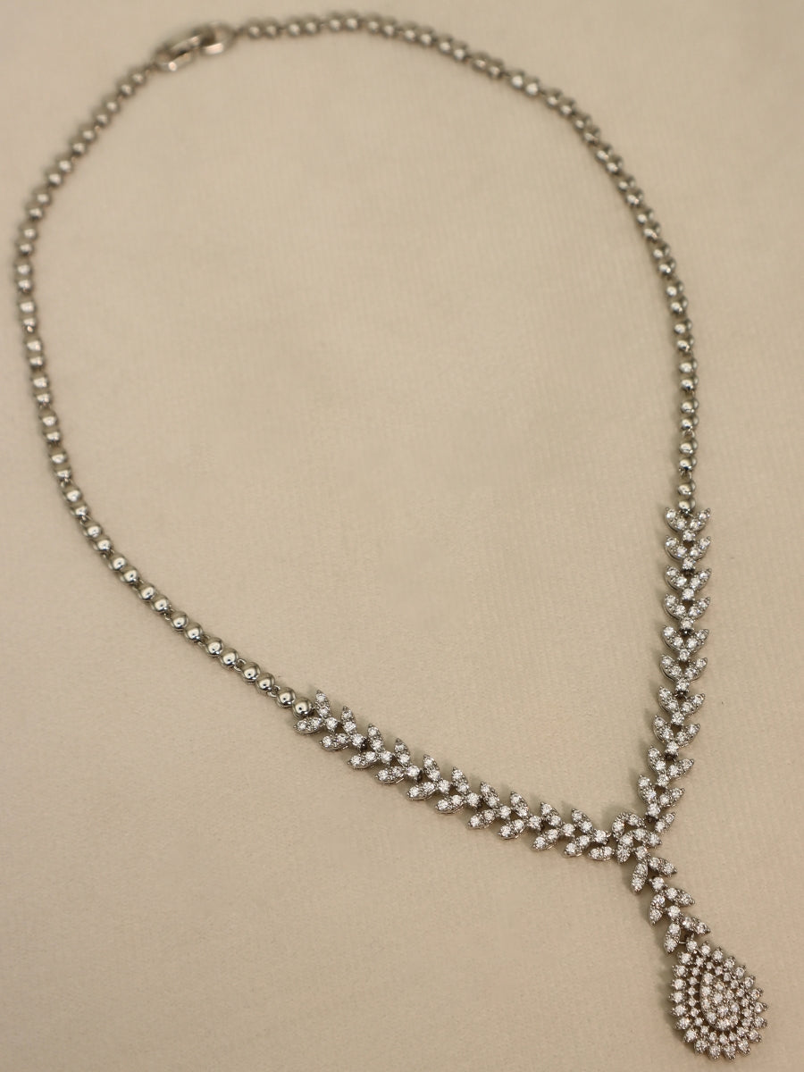 Cascading Diamonds