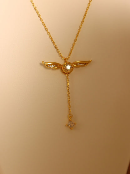 Aviara locket