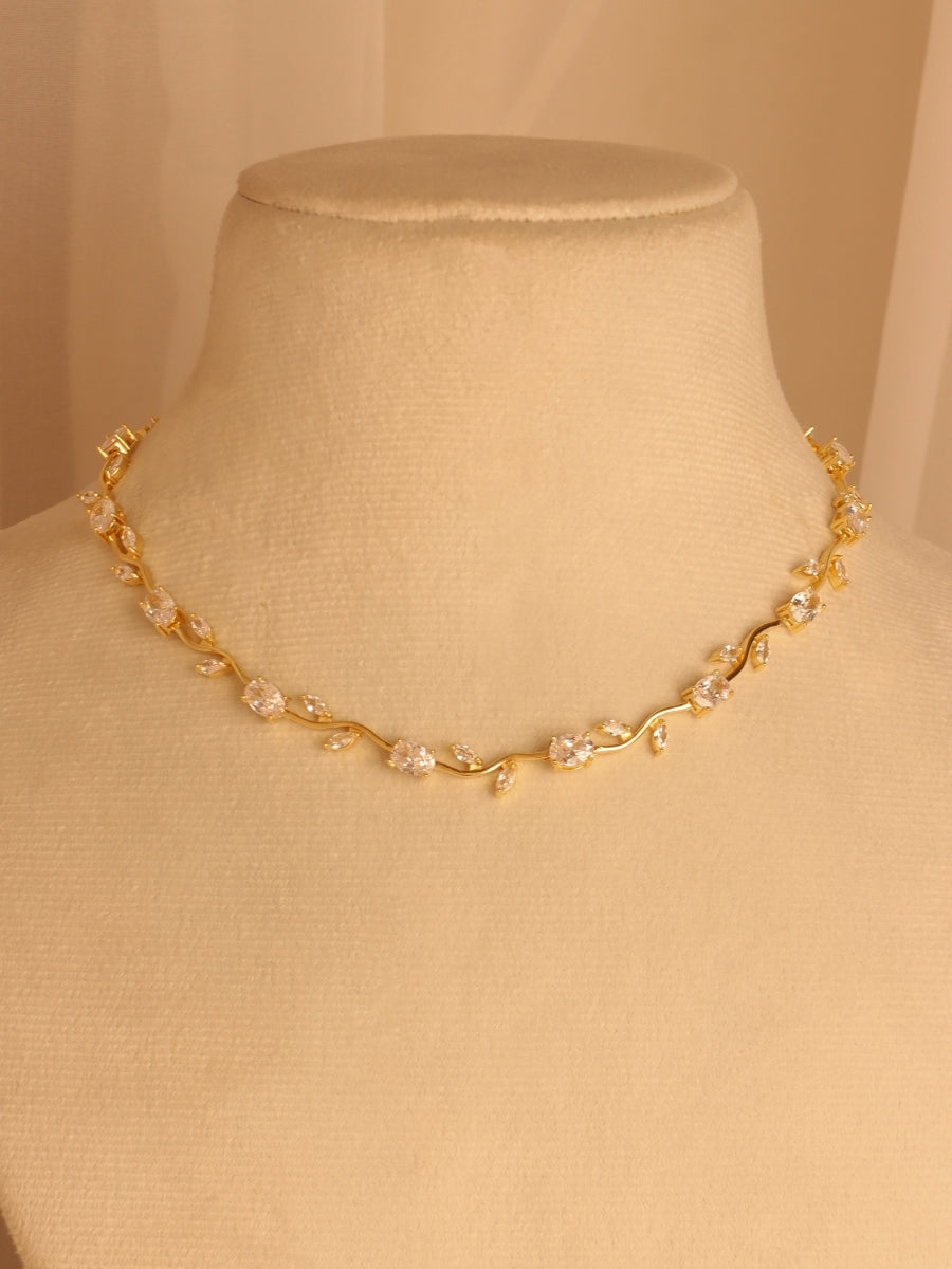 Aurielle neckline ( Gold )