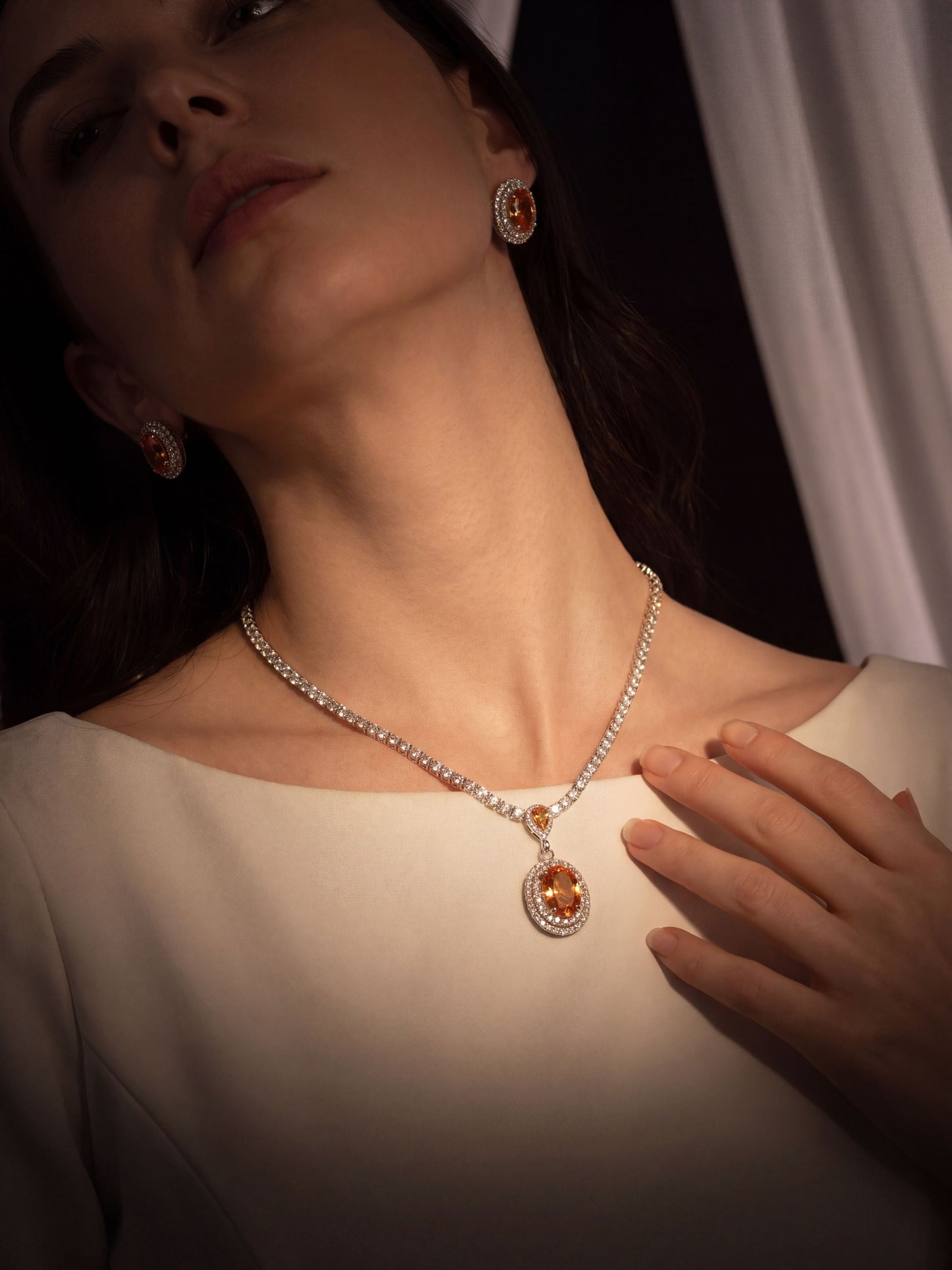 Orélia ( Amber )