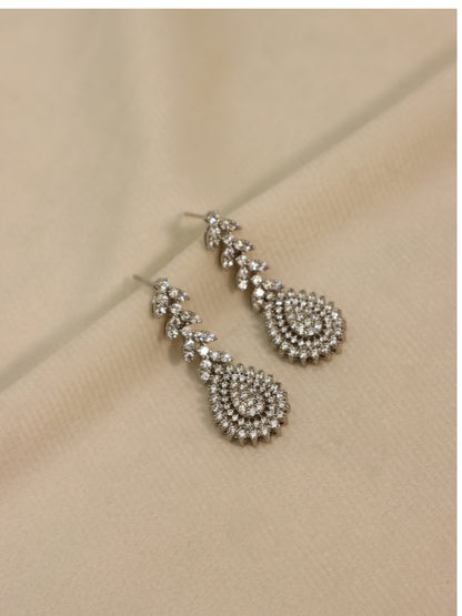 Cascading Diamonds
