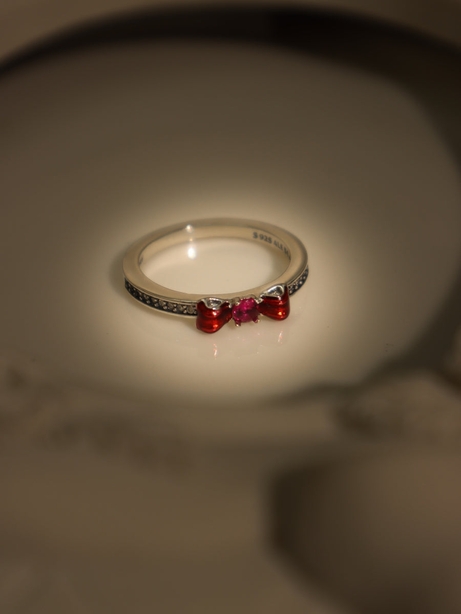 Red knot ( promise ring )