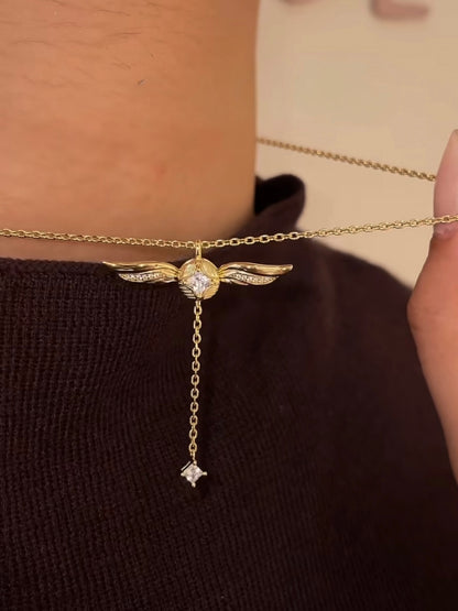 Aviara locket