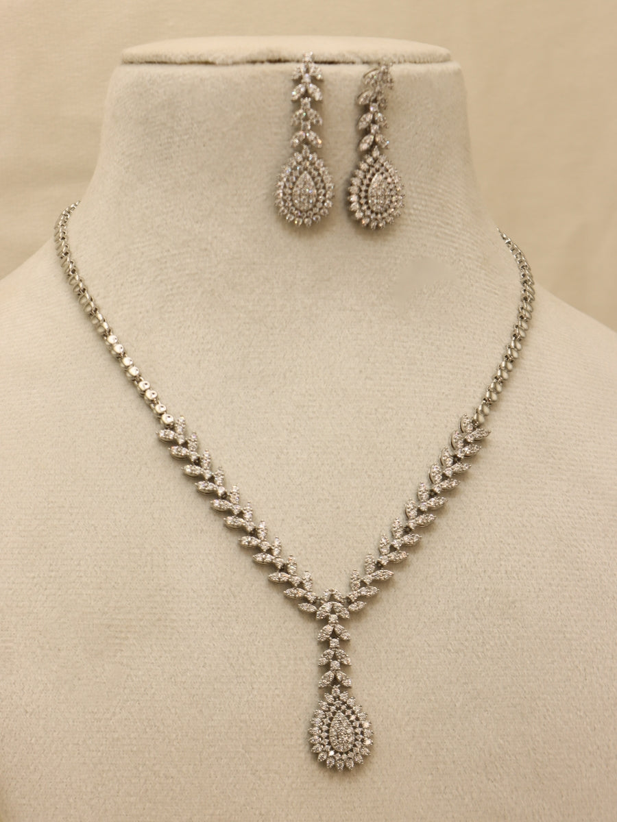 Cascading Diamonds